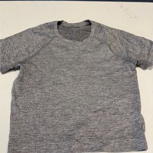 lululemon athletica Gray Heather Crop Top